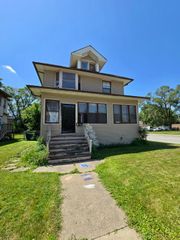 4 Warren Street, Hammond, IN 46320