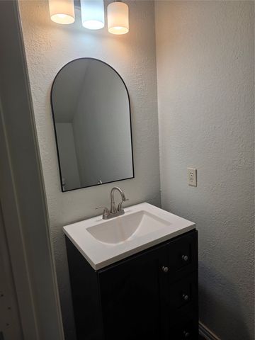 749 Rockett Lane, Cedar Hill, TX 75104