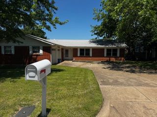 7625 Deaver Drive, North Richland Hills, TX 76180