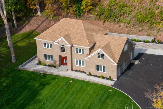 171 Oregon Road, Meriden, CT 06451