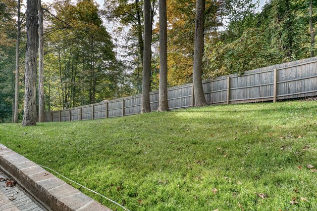 171 Oregon Road, Meriden, CT 06451