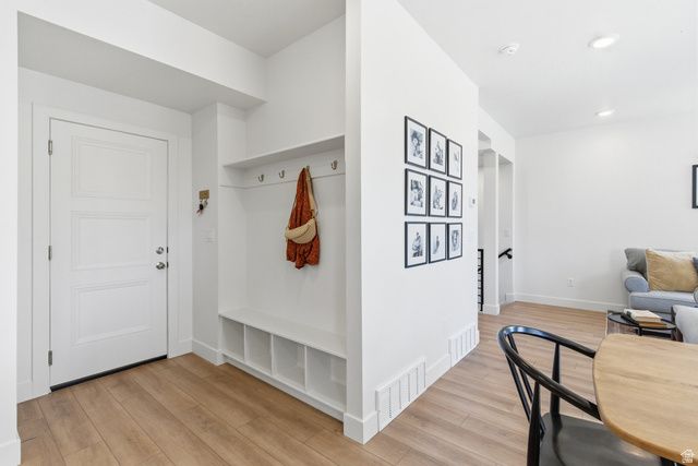 111 W HARVEST VLG, Saratoga Springs, UT 84045