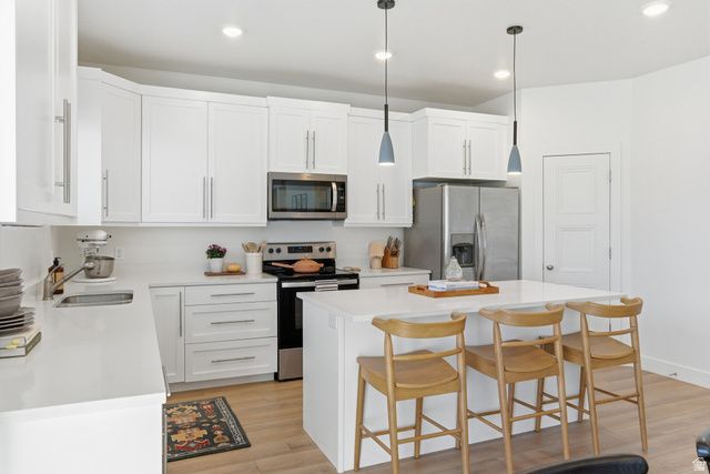 111 W HARVEST VLG, Saratoga Springs, UT 84045