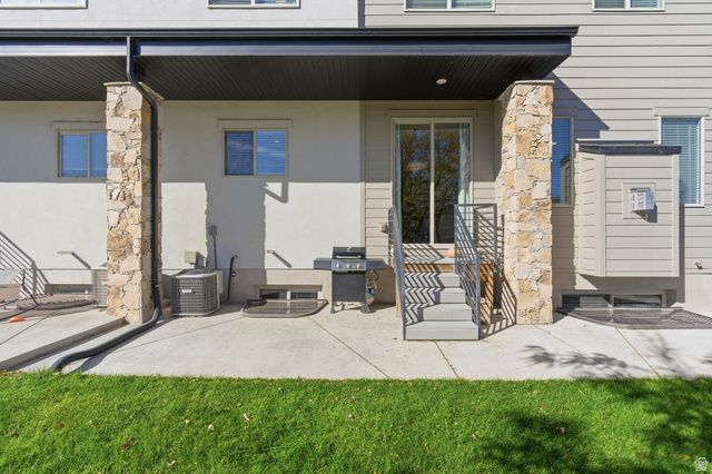 111 W HARVEST VLG, Saratoga Springs, UT 84045