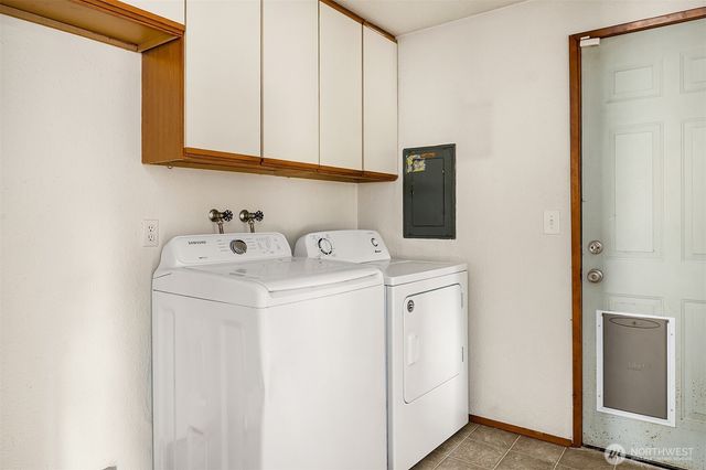 24924 35th Avenue S, Kent, WA 98032