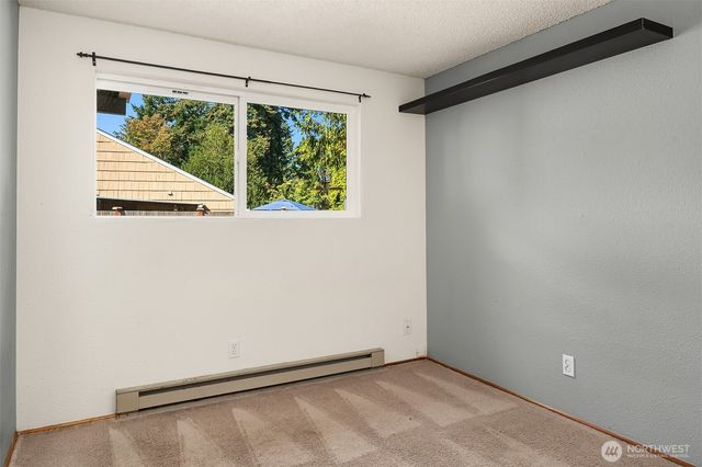 24924 35th Avenue S, Kent, WA 98032