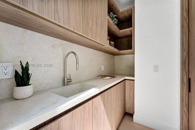 3372 Charles Ave, Miami, FL 33133