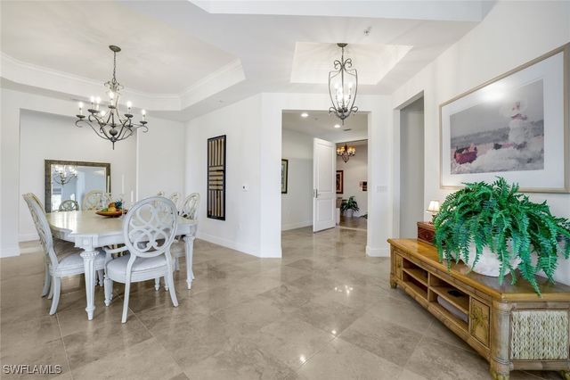 1050 Borghese LN 106, Naples, FL 34114