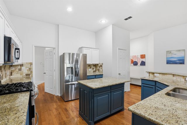 5605 Southern Hills Drive, North Richland Hills, TX 76180