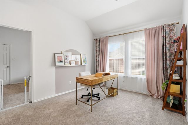 5605 Southern Hills Drive, North Richland Hills, TX 76180