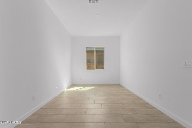 31550 N HAYWEATHER Lane, San Tan Valley, AZ 85143