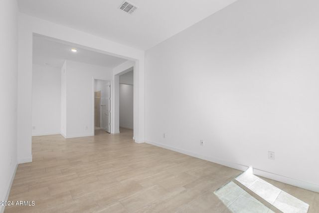 31550 N HAYWEATHER Lane, San Tan Valley, AZ 85143