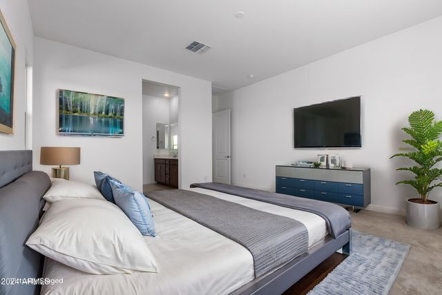 31550 N HAYWEATHER Lane, San Tan Valley, AZ 85143