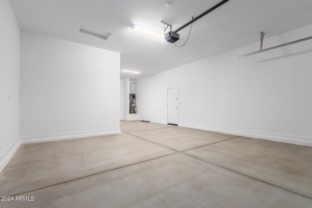 31550 N HAYWEATHER Lane, San Tan Valley, AZ 85143