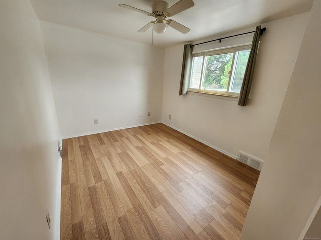 30605 Hennigan Street, Roseville, MI 48066