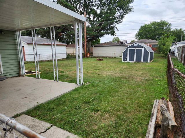 30605 Hennigan Street, Roseville, MI 48066