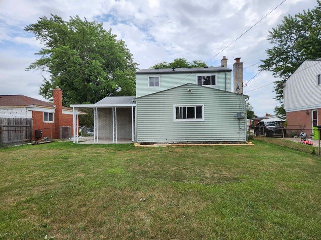 30605 Hennigan Street, Roseville, MI 48066