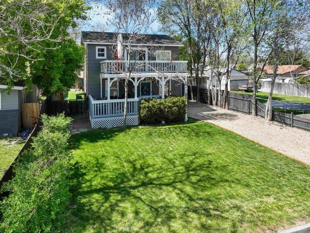 215 S Diamond St, Nampa, ID 83686