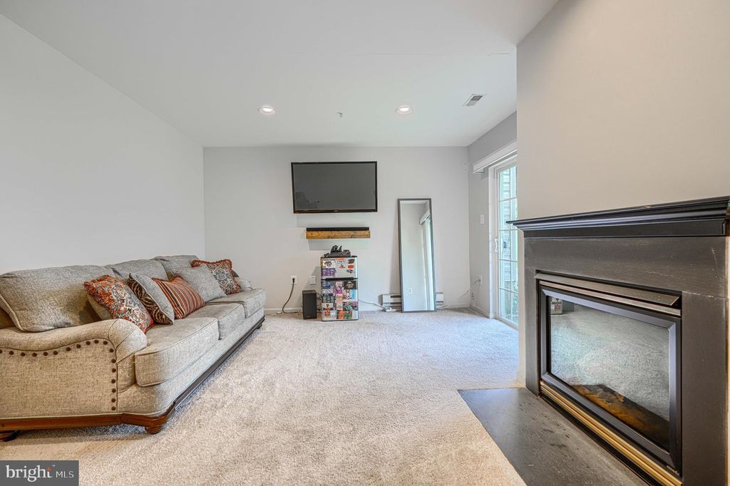 Image 11 of property listing at 4603 ASHFORTH WAY, Owings Mills, MD 21117