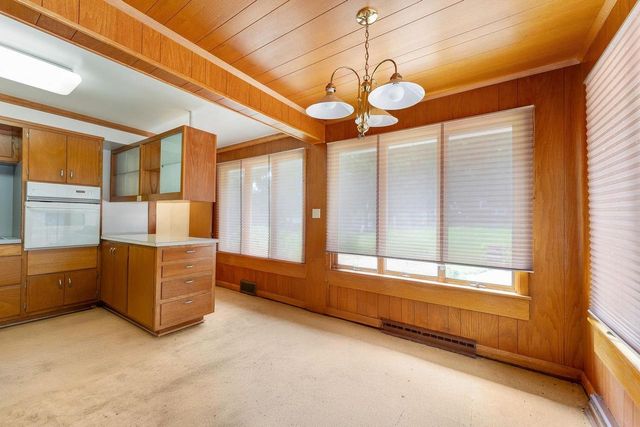 227 Sarrington Street, Wisconsin Dells, WI 53965