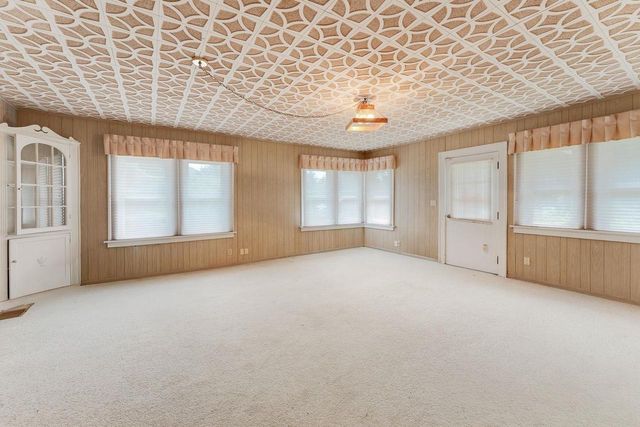 227 Sarrington Street, Wisconsin Dells, WI 53965