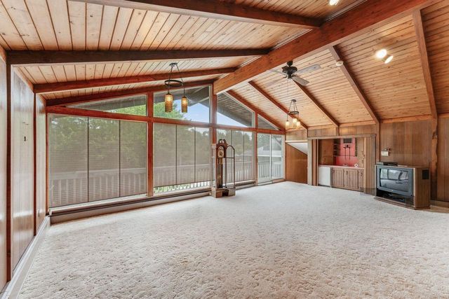 227 Sarrington Street, Wisconsin Dells, WI 53965