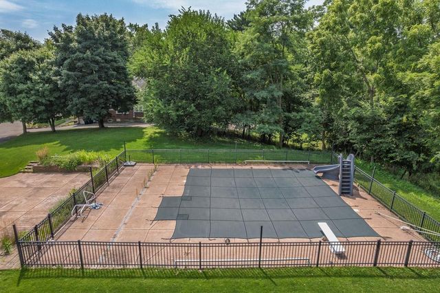 227 Sarrington Street, Wisconsin Dells, WI 53965