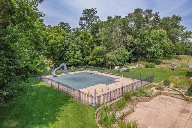 227 Sarrington Street, Wisconsin Dells, WI 53965