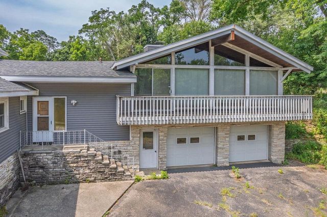 227 Sarrington Street, Wisconsin Dells, WI 53965