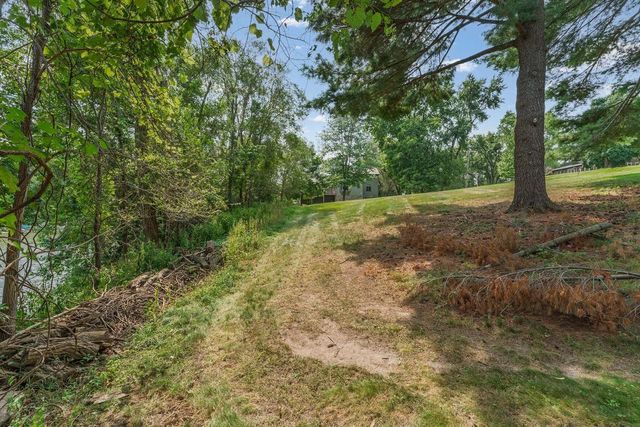 227 Sarrington Street, Wisconsin Dells, WI 53965