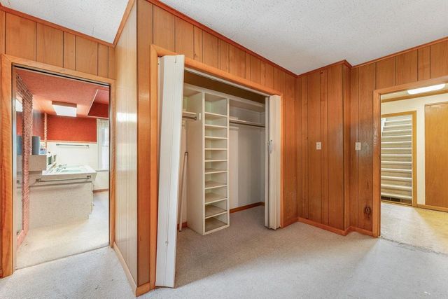 227 Sarrington Street, Wisconsin Dells, WI 53965