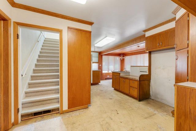 227 Sarrington Street, Wisconsin Dells, WI 53965