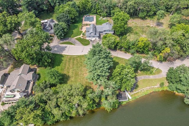 227 Sarrington Street, Wisconsin Dells, WI 53965