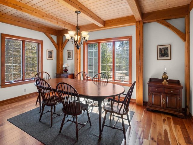 280 Hawkins Bay Lane, Ferrisburgh, VT 05456