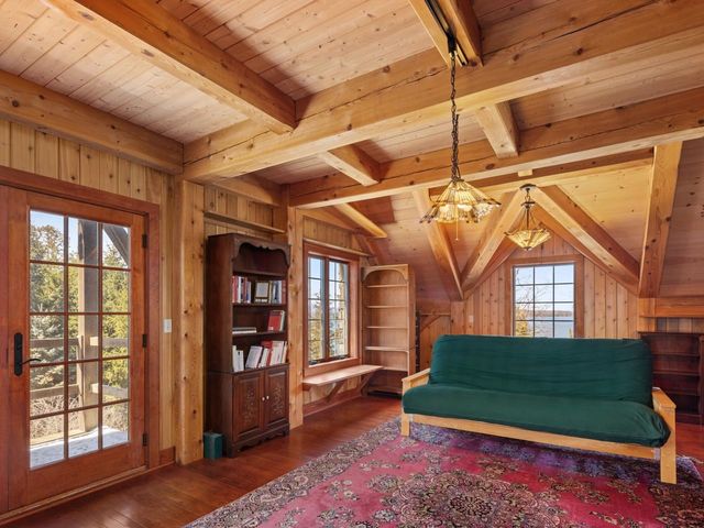 280 Hawkins Bay Lane, Ferrisburgh, VT 05456