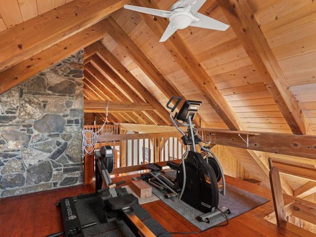 280 Hawkins Bay Lane, Ferrisburgh, VT 05456