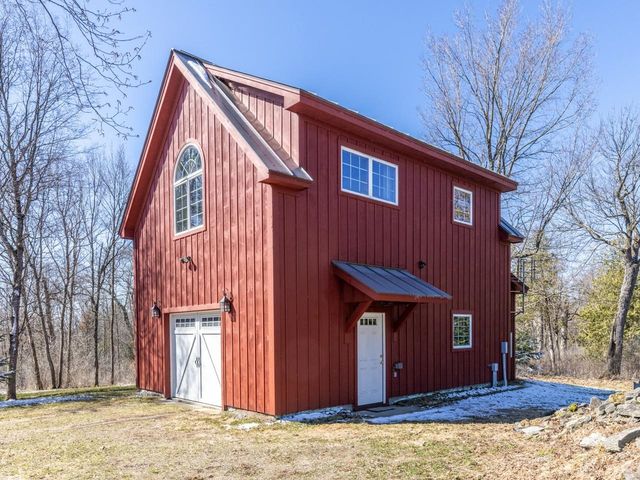 280 Hawkins Bay Lane, Ferrisburgh, VT 05456