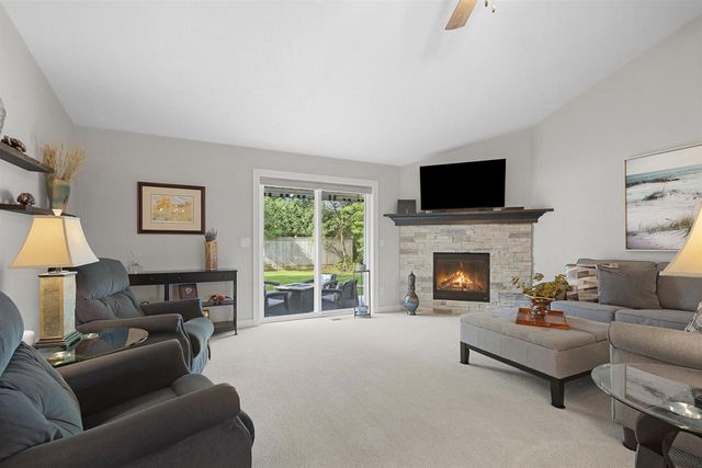 1855 SOUTHBRIDGE ROAD, De Pere, WI 54115