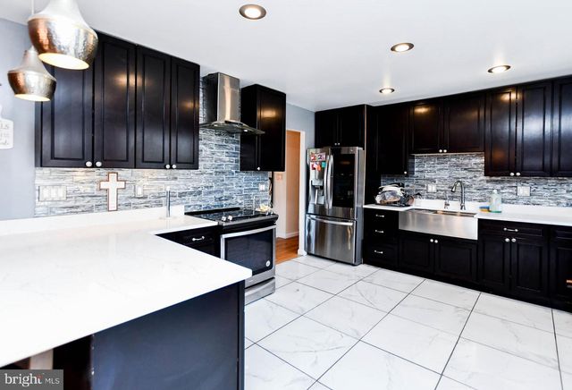 650 BROAD CREEK DR, Fort Washington, MD 20744