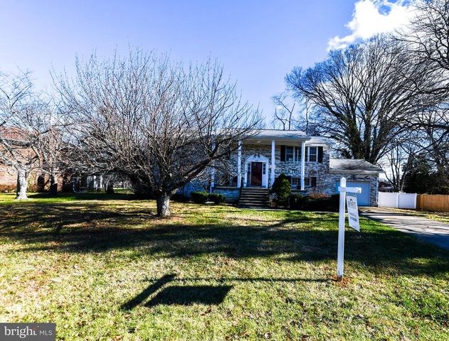 650 BROAD CREEK DR, Fort Washington, MD 20744