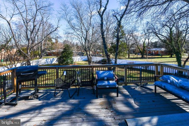 650 BROAD CREEK DR, Fort Washington, MD 20744