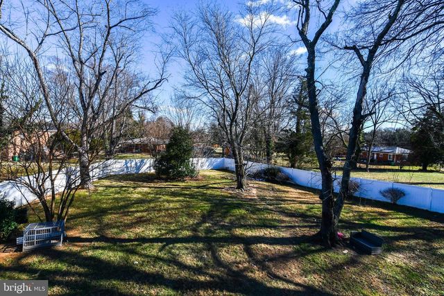 650 BROAD CREEK DR, Fort Washington, MD 20744