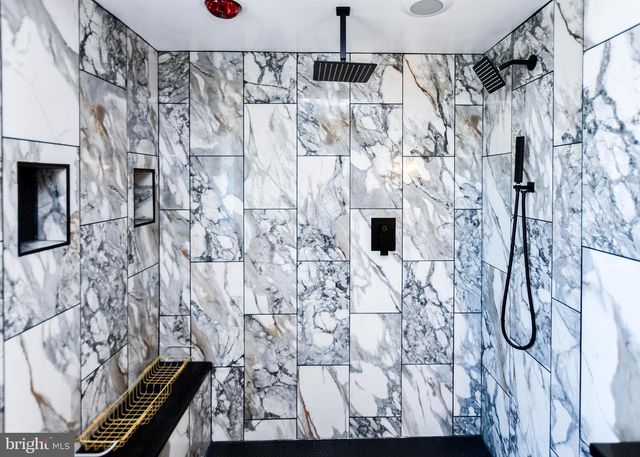 650 BROAD CREEK DR, Fort Washington, MD 20744