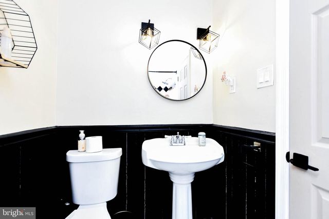 650 BROAD CREEK DR, Fort Washington, MD 20744