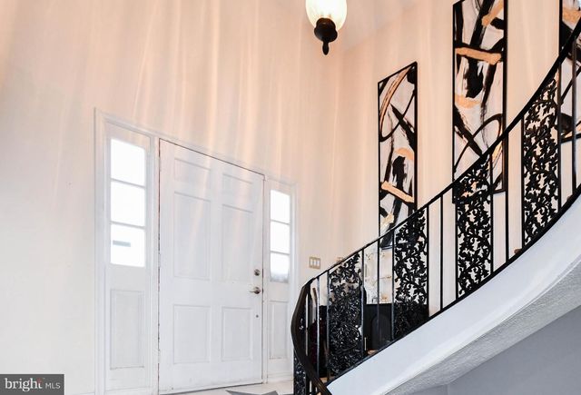 650 BROAD CREEK DR, Fort Washington, MD 20744