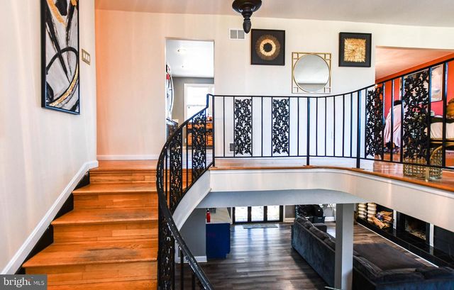 650 BROAD CREEK DR, Fort Washington, MD 20744