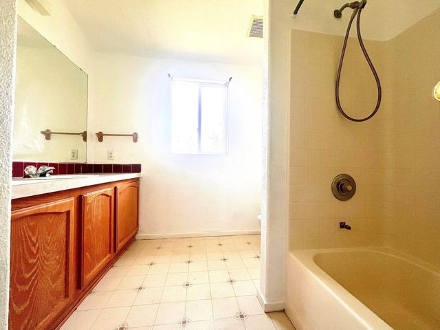 5321 Pine Street, Anderson, CA 96007