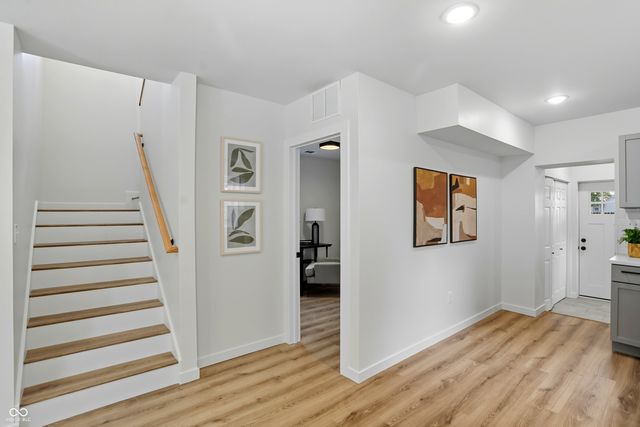 67 S Tresslar Avenue, Bargersville, IN 46106