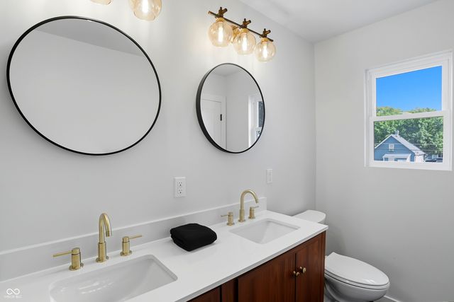 67 S Tresslar Avenue, Bargersville, IN 46106