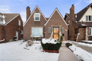 18674 San Juan Drive, Detroit, MI 48221